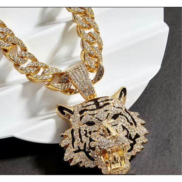 Tiger Head Pendant + Cuban Chain - Picture 1 of 6